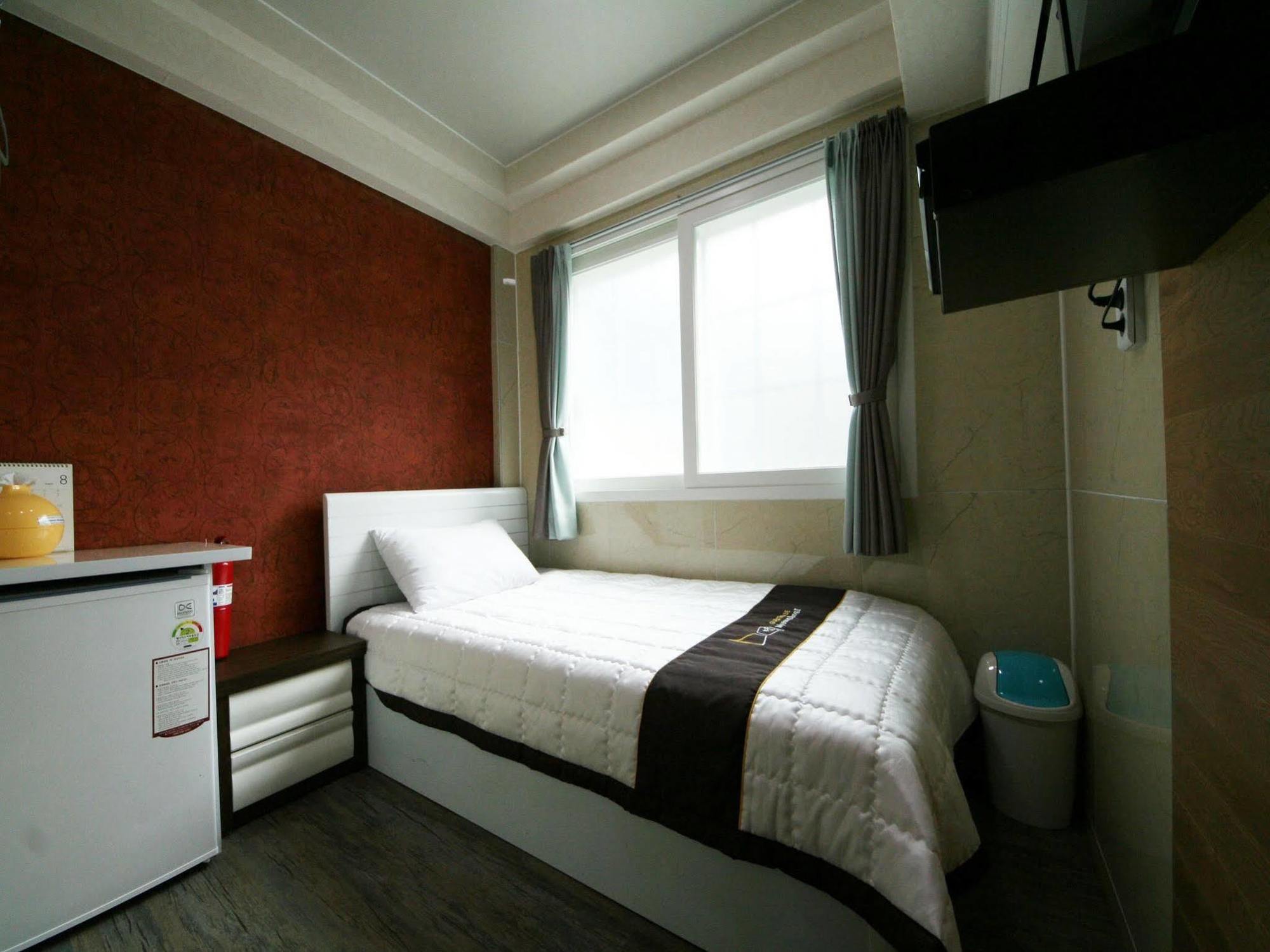 Guesthouse Myeongdong 2 Σεούλ Εξωτερικό φωτογραφία